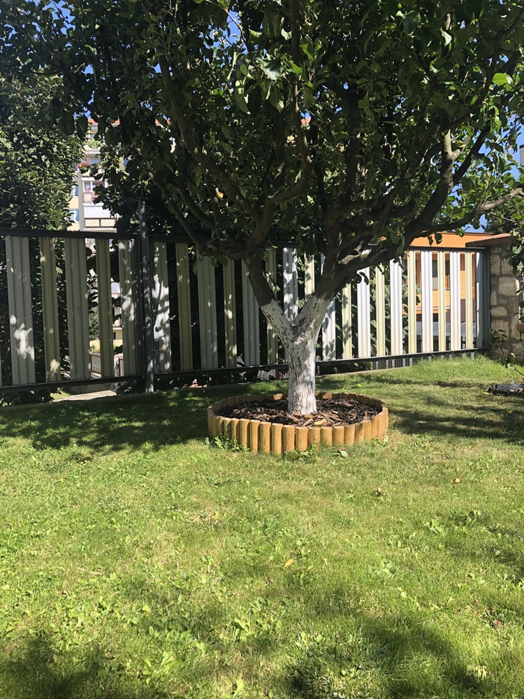 Ahşap çim ayırıcı 